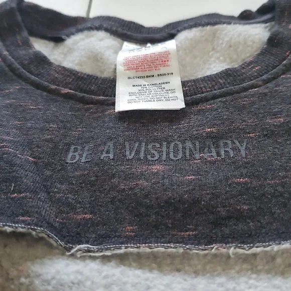 Gymshark Super Cropped Sweater Size Small - Picture 3 of 3